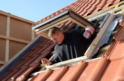 Pose de fenêtres de toit Velux à Billé